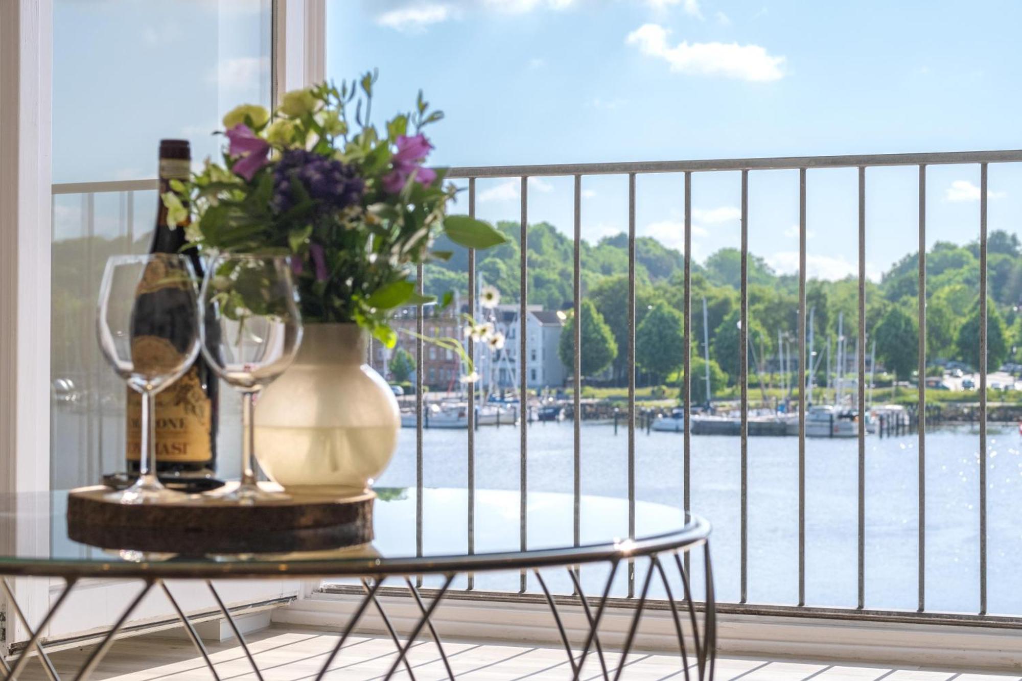 Schiffskieker Flensburg Buitenkant foto